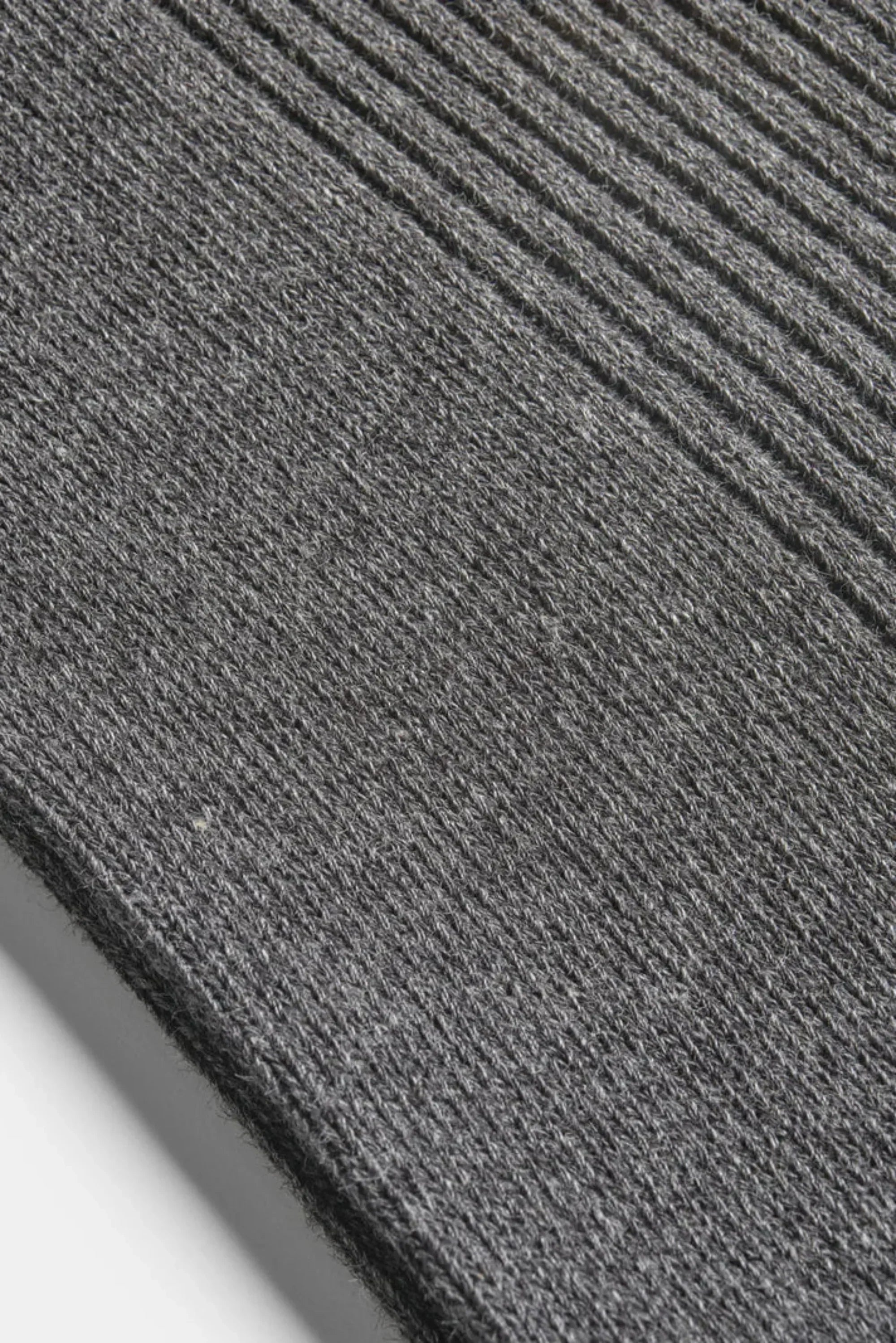 VALLER RIBBED MID SOCKS